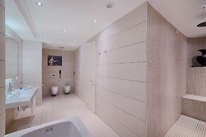 Radisson Blu Hotel, Milan