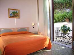 Jonic Hotel Mazzaro'