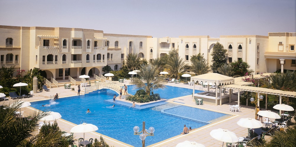 El Mouradi Douz