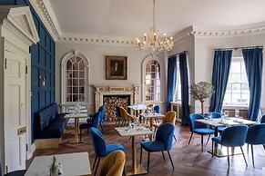 Warbrook House Heritage Hotel