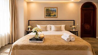 Premier Hotel