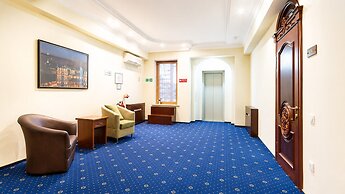 Premier Hotel