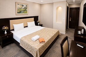 Premier Hotel