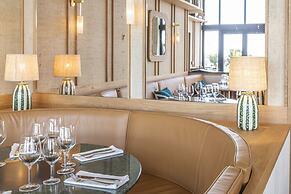 Hotel Le Café de Paris