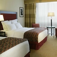 Pillo Hotel & Leisure Club