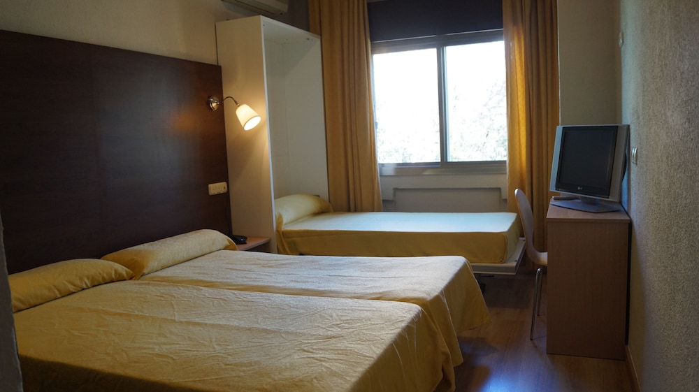 Hotel Embajador