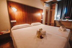 Hotel Embajador