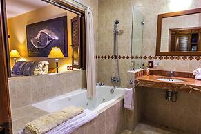 Paseo del Sol Condohotel by Bric