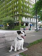 Sylvia Hotel