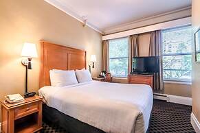 Sylvia Hotel