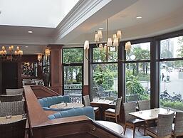 Sylvia Hotel