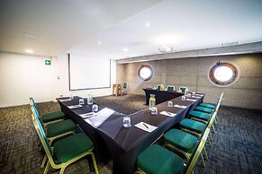 Radisson Blu Acqua Hotel & Spa Concon