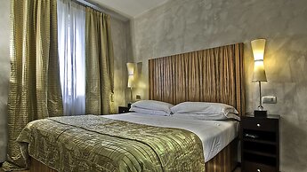 Intown Luxury House