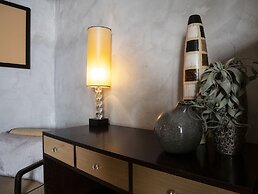 Intown Luxury House