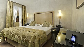 Intown Luxury House