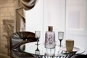Intown Luxury House