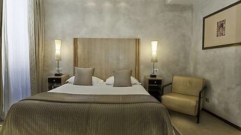 Intown Luxury House