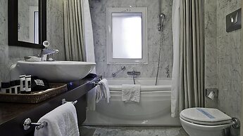 Intown Luxury House
