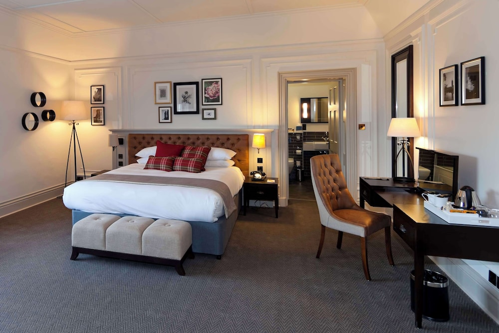 De Vere Horsley Estate