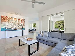 Peppers Beach Club