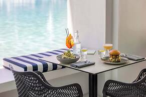 Peppers Beach Club