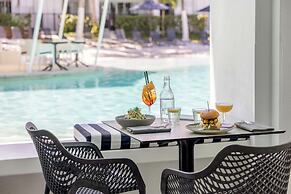 Peppers Beach Club