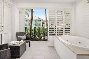 Peppers Beach Club