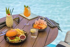 Peppers Beach Club