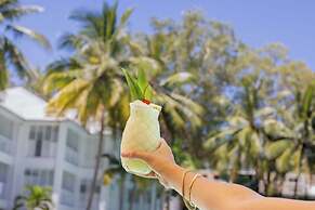 Peppers Beach Club