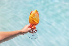 Peppers Beach Club
