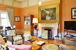 Buxton Manor