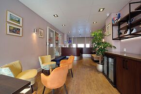 Hotel Aadam Wilhelmina
