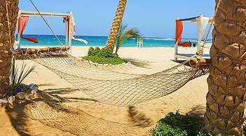 Abu Dabbab Lodge