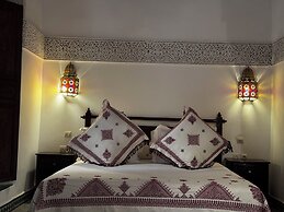 RIAD DAR LAURA