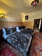 RIAD DAR LAURA