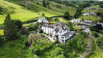 The Mortal Man Inn