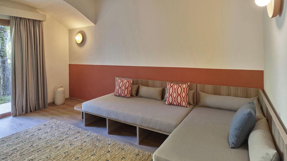 Calaserena Resort