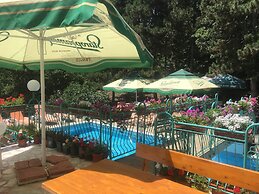 Hotel Zora