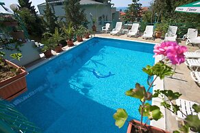 Hotel Zora
