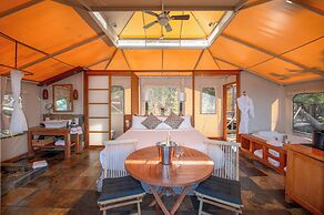 Rockwater Secret Cove Resort