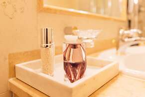 Alpenpalace Luxury Hideaway & Spa Retreat