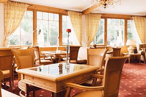 Alpenpalace Luxury Hideaway & Spa Retreat