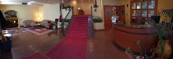 Hotel Savant