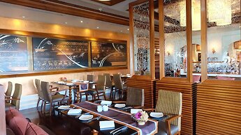 RatiLanna Riverside Spa Resort
