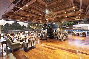 RatiLanna Riverside Spa Resort