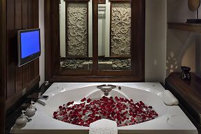 RatiLanna Riverside Spa Resort