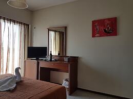 Apollo Hotel