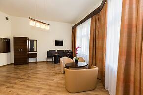 Spatz Aparthotel