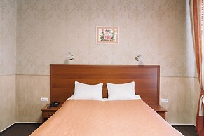 Empire Park Hotel