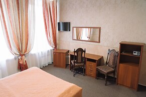 Empire Park Hotel
